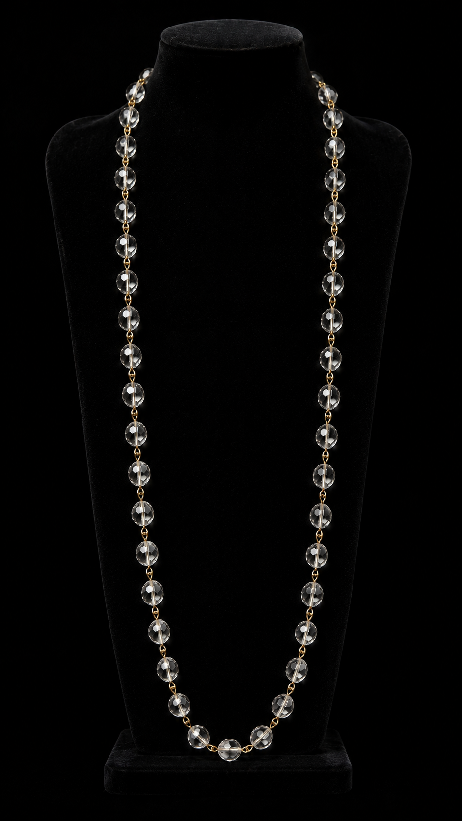 Collana 80 cm continua in perle di vetro sfaccettato montare su catenella dorata, fine 40s primi 50s