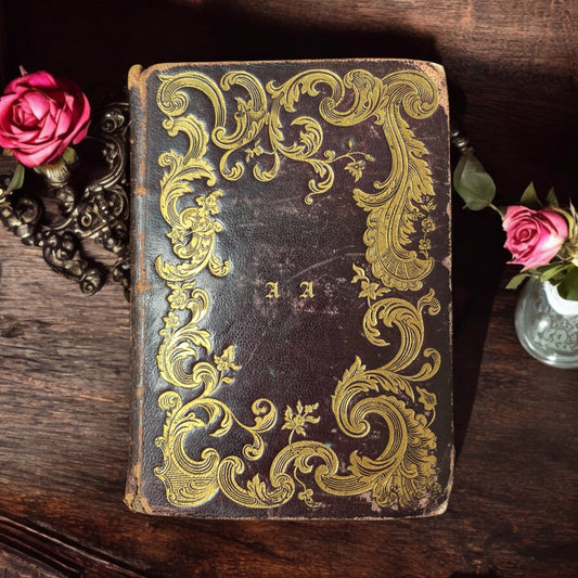 “L’Ange du Fidèle” antico libro 1859 con finissime incisioni e fregi dorati