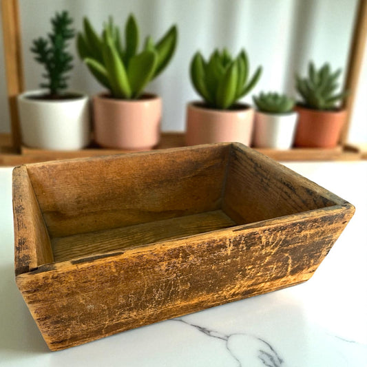 Antica cassetta recipiente in legno contadino, primo ‘900