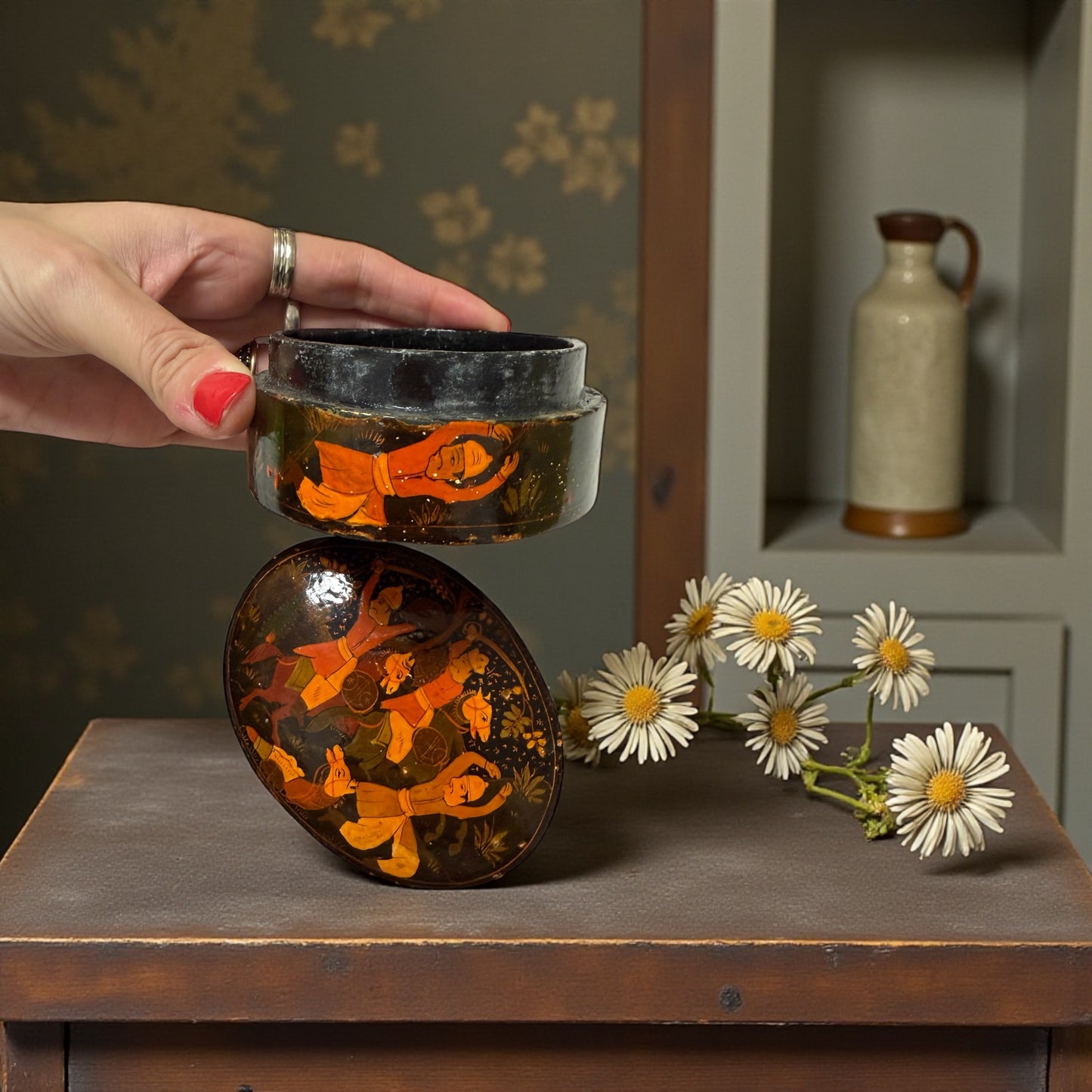 Antica scatola kashmira in papier mâché anni 30-40 riccamente decorata