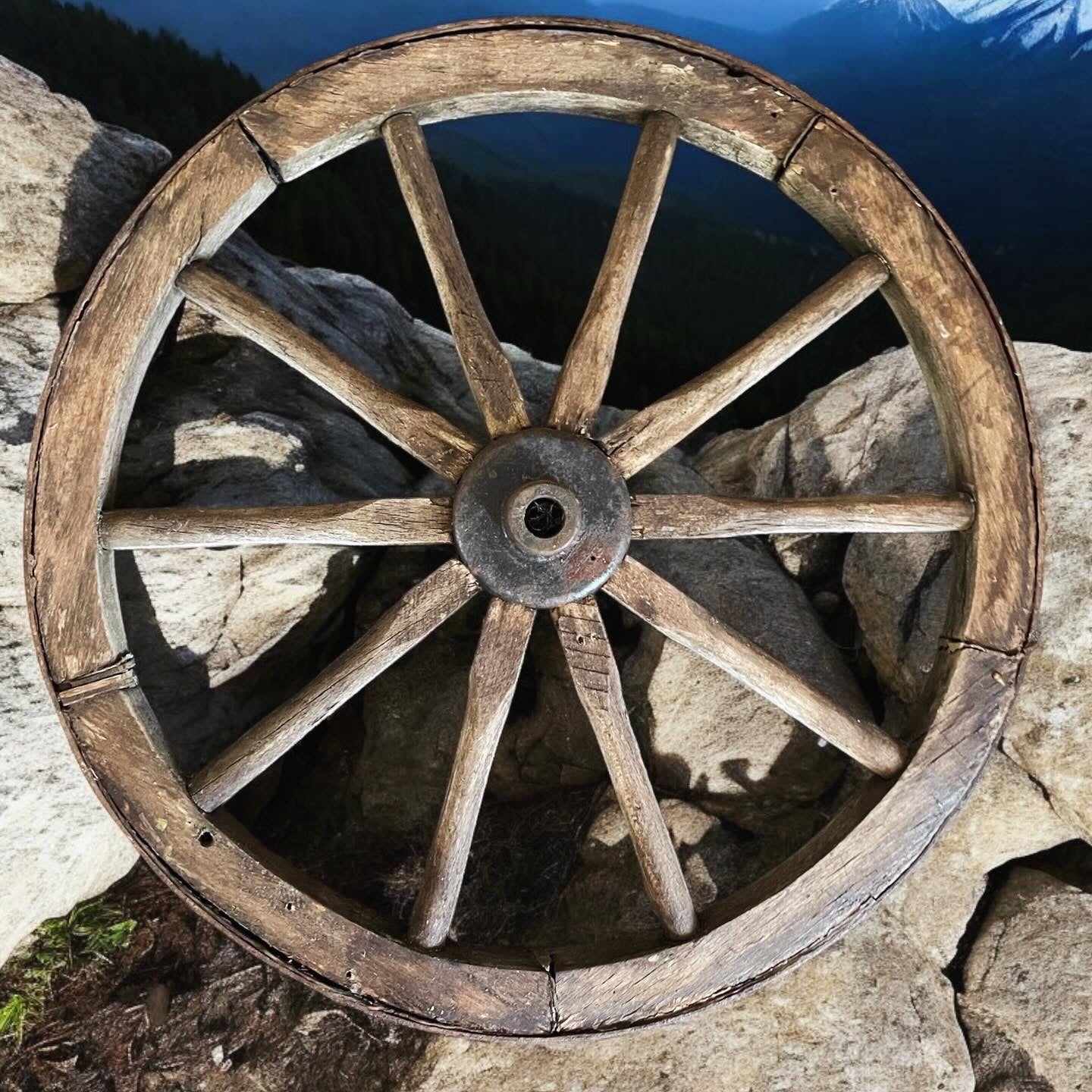 Ancient wagon wheel