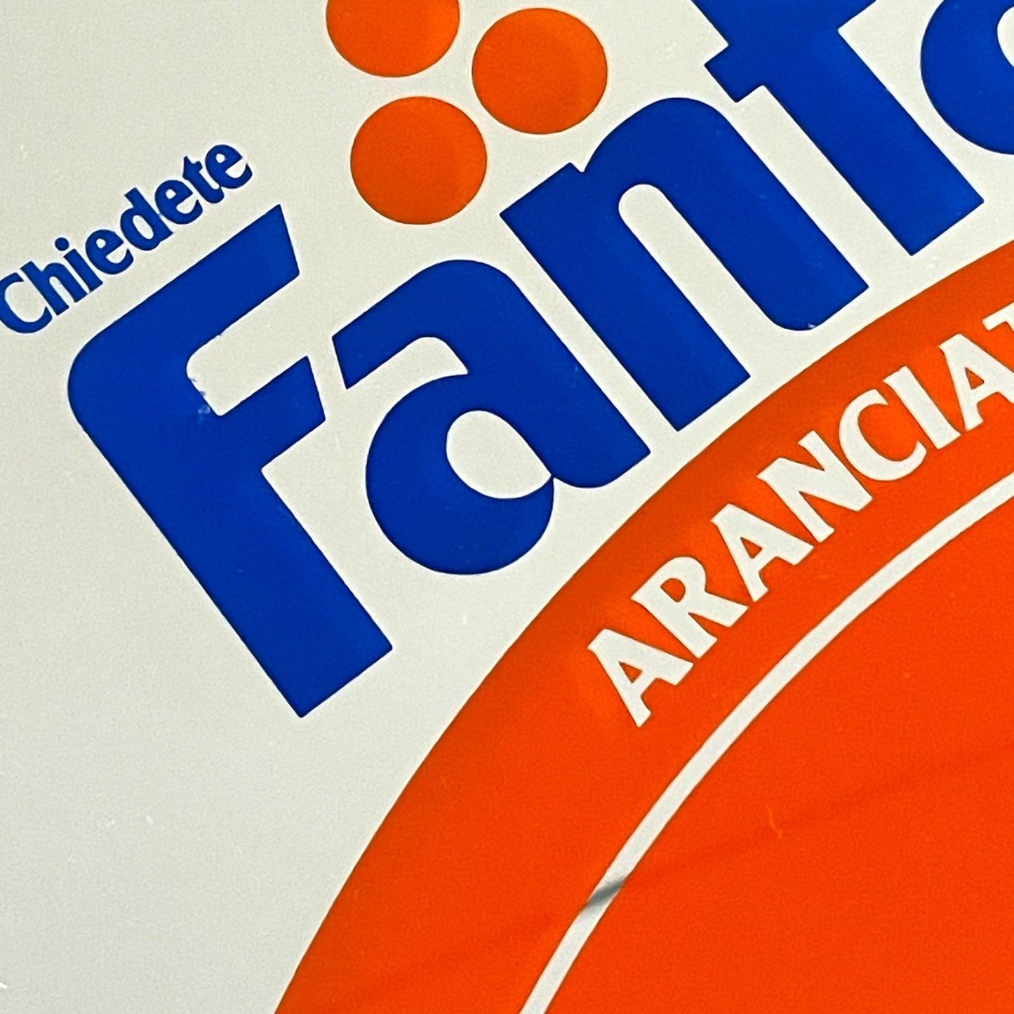 Specchio pubblicitario da porta aranciata Fanta anni 80