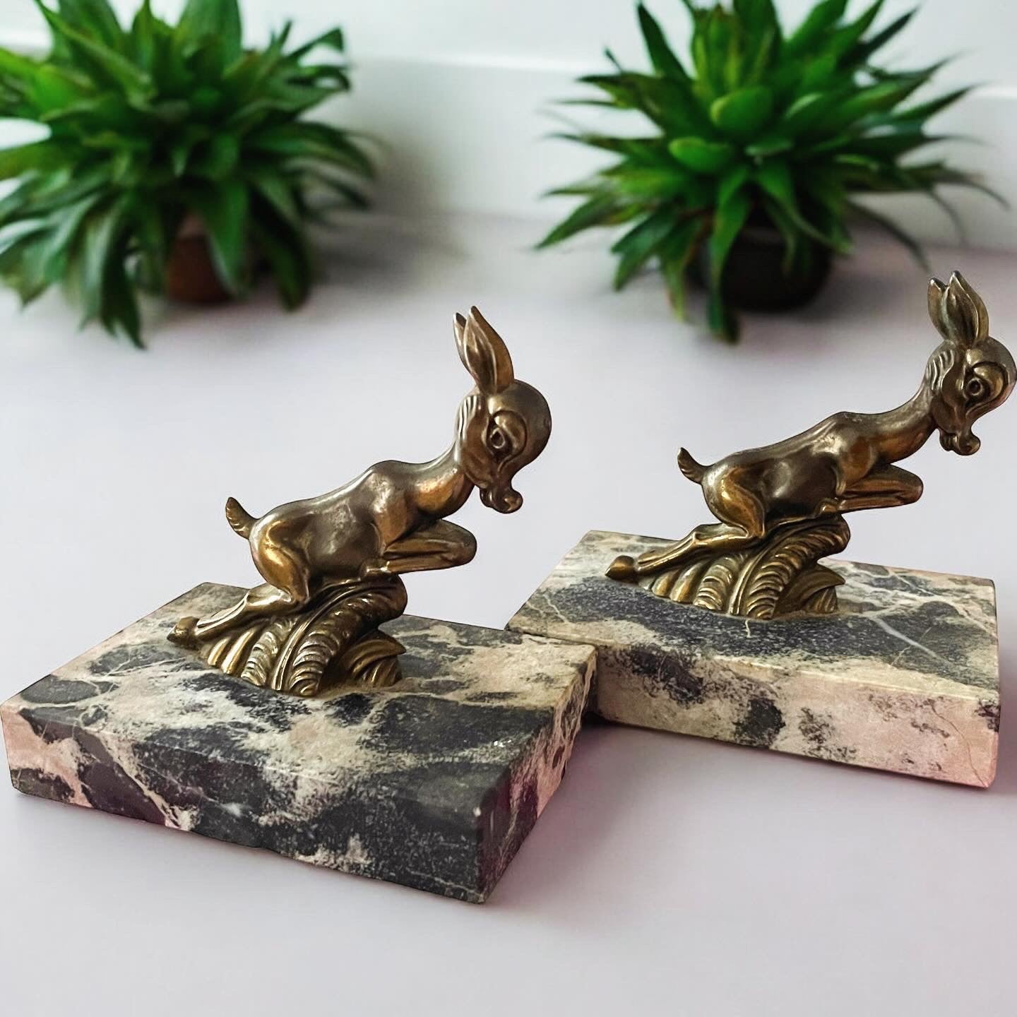 Bookends deer gray veined marble