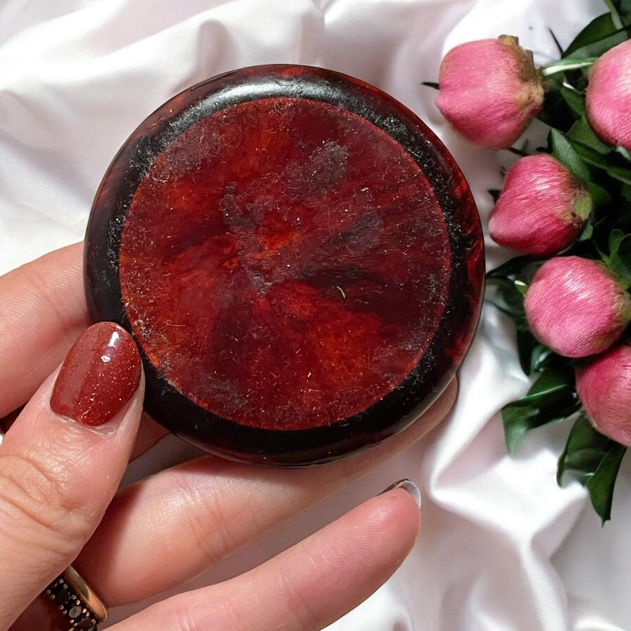 Porta cipria, anni 30, da borsetta con fantasia floreale