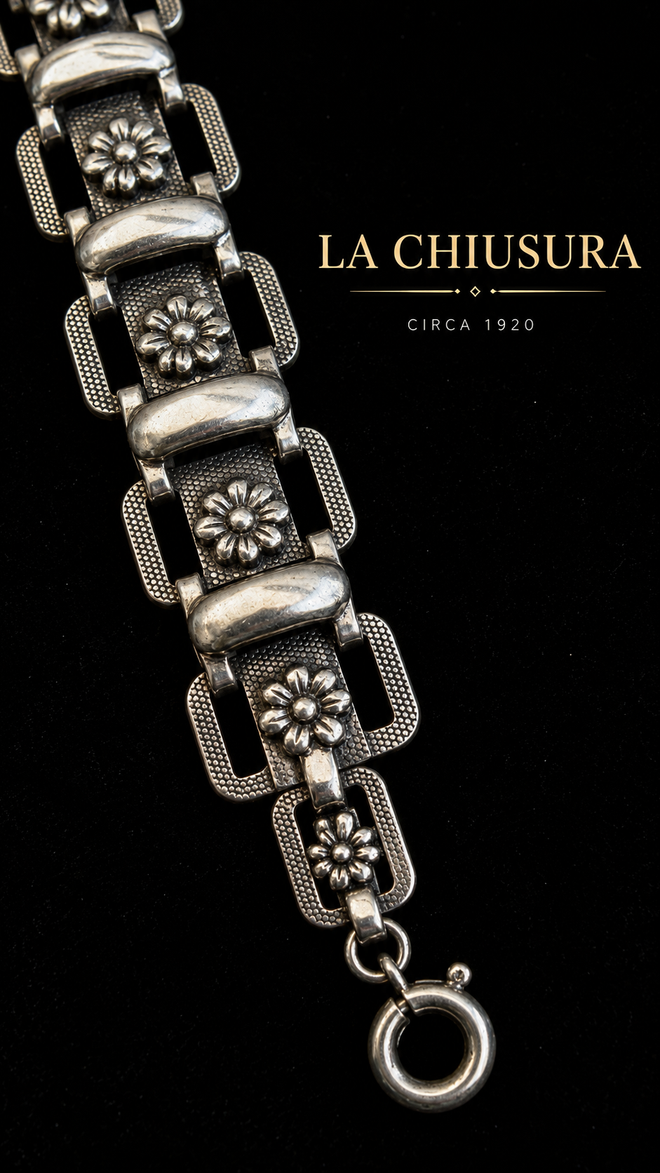 Bracciale antico in argento testato con maglie anni ‘20, transizione tra liberty e déco