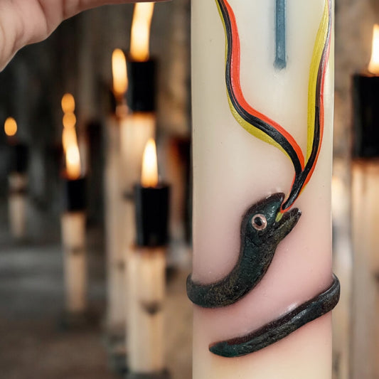 Cero battesimale con serpente simbolo del peccato originale anni ‘50