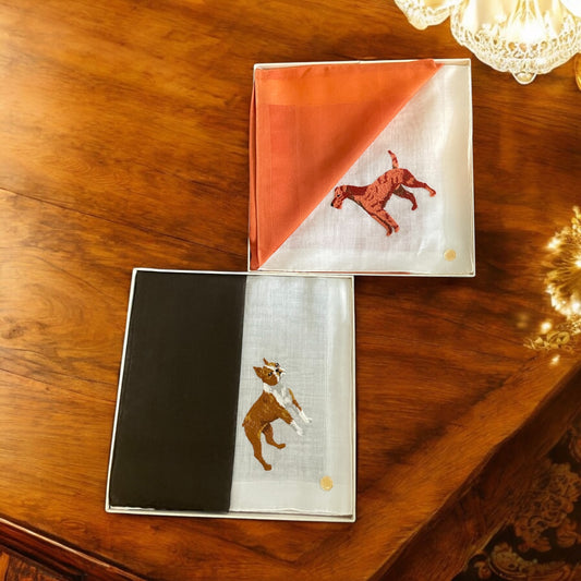 Pregiati fazzoletti da taschino con cani ricamati, manifattura Svizzera anni ‘50