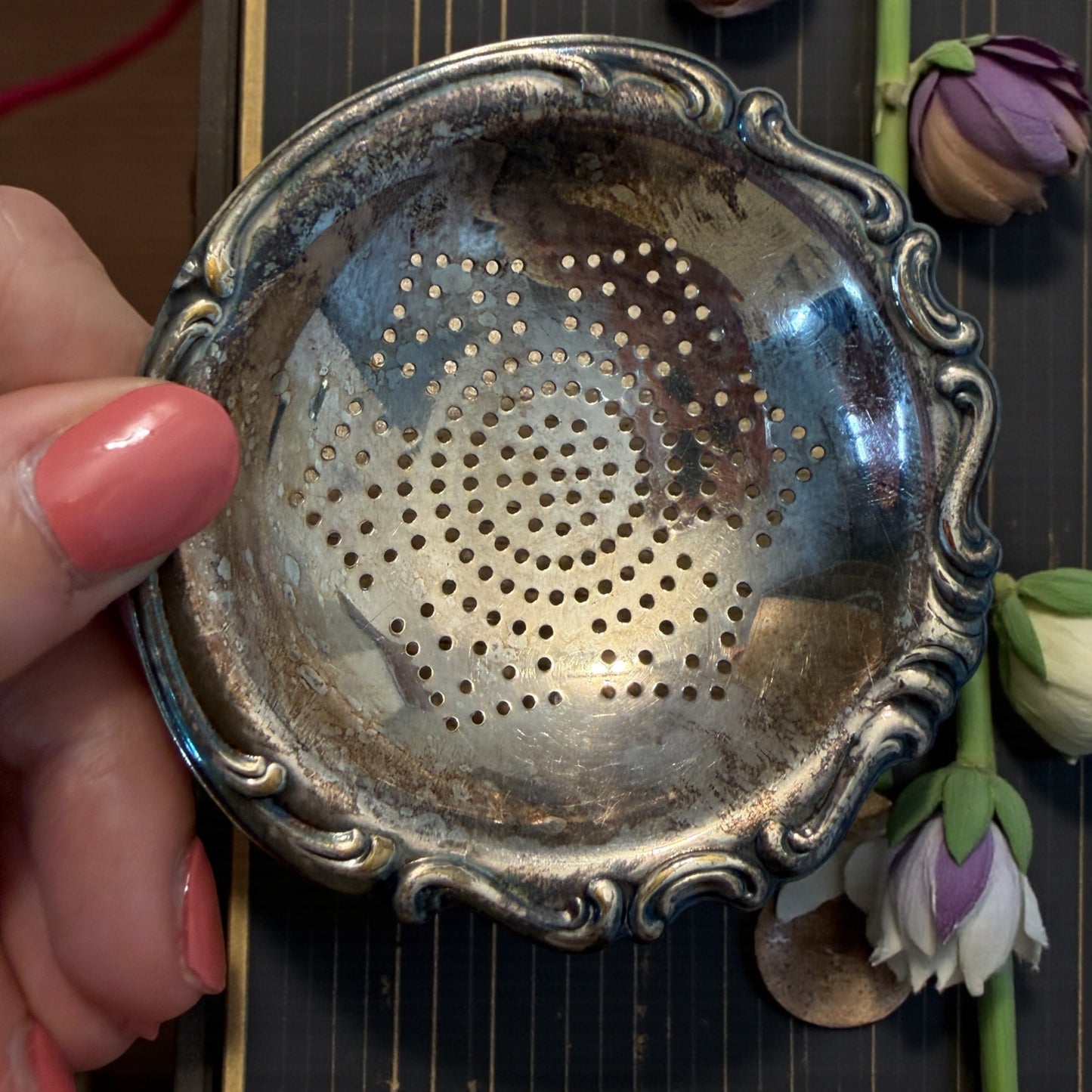 Antico pezzo d’argenteria passe-thé colino primo ‘900