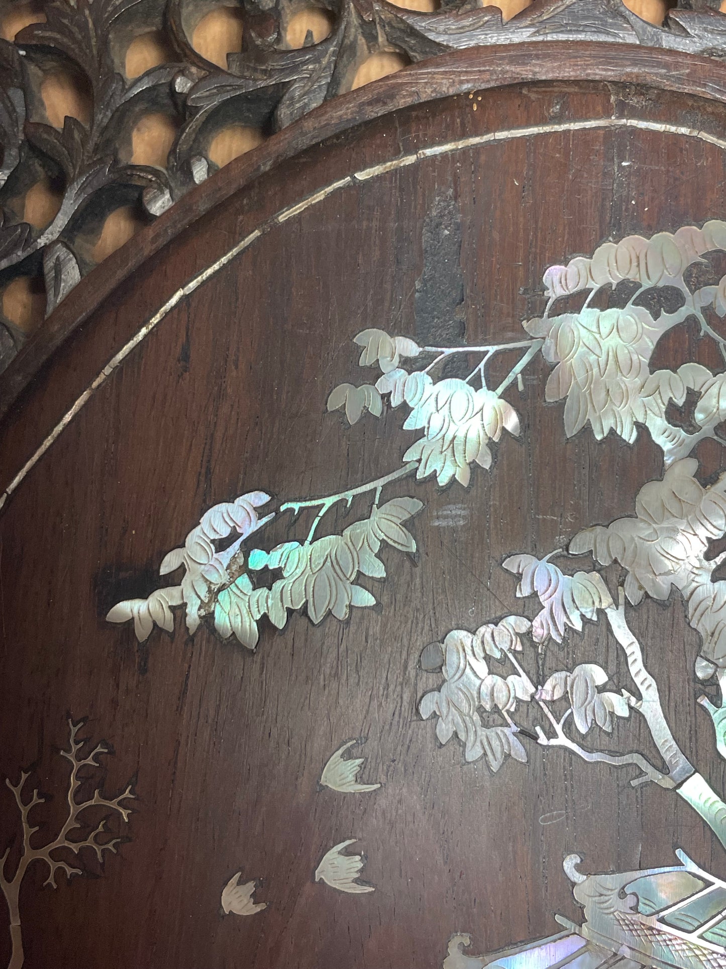 Antico pannello boiserie con intarsi di madreperla e trafori, fine ‘800 tardo Qing