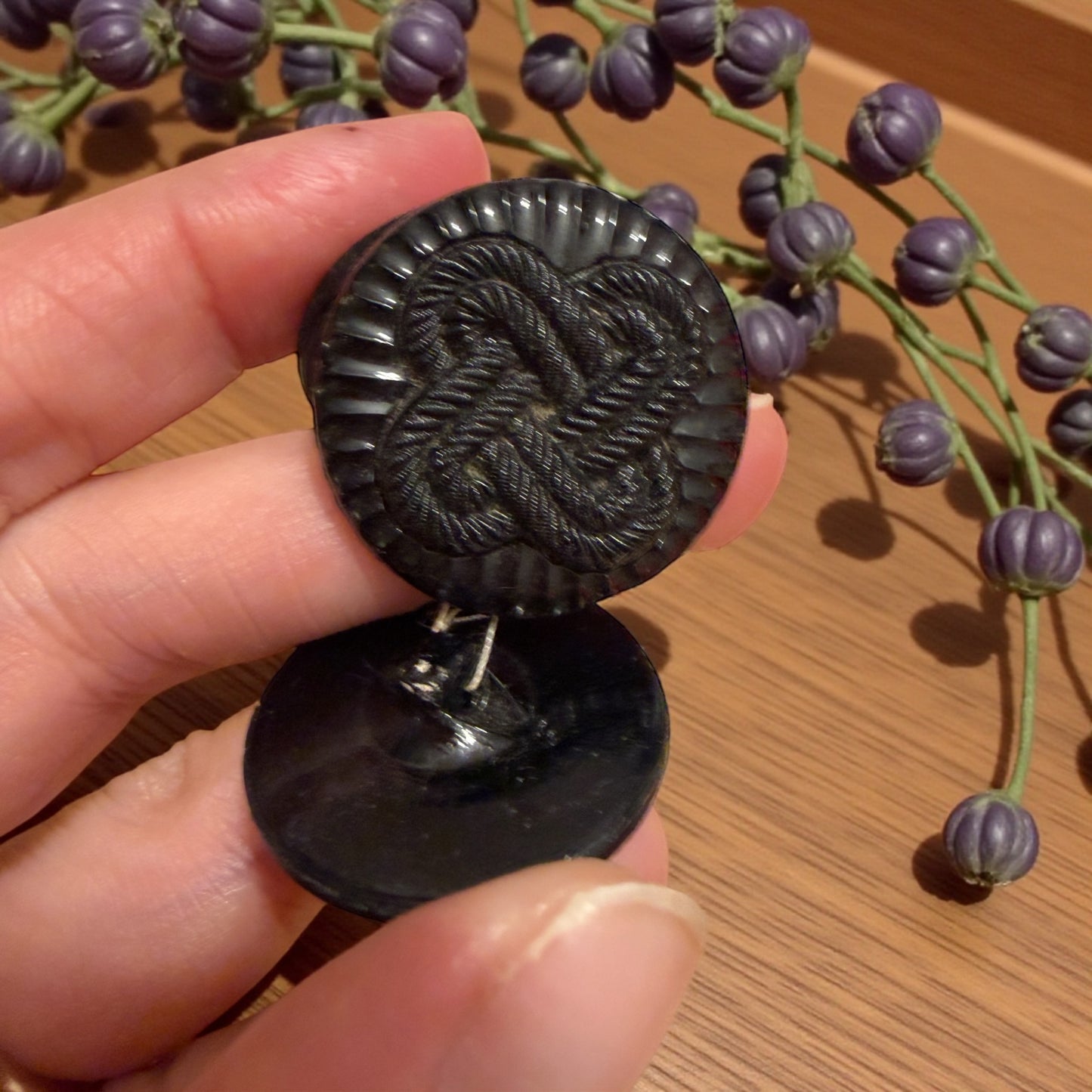 Tris bottoni gioiello in french jet fine 800 primo 900