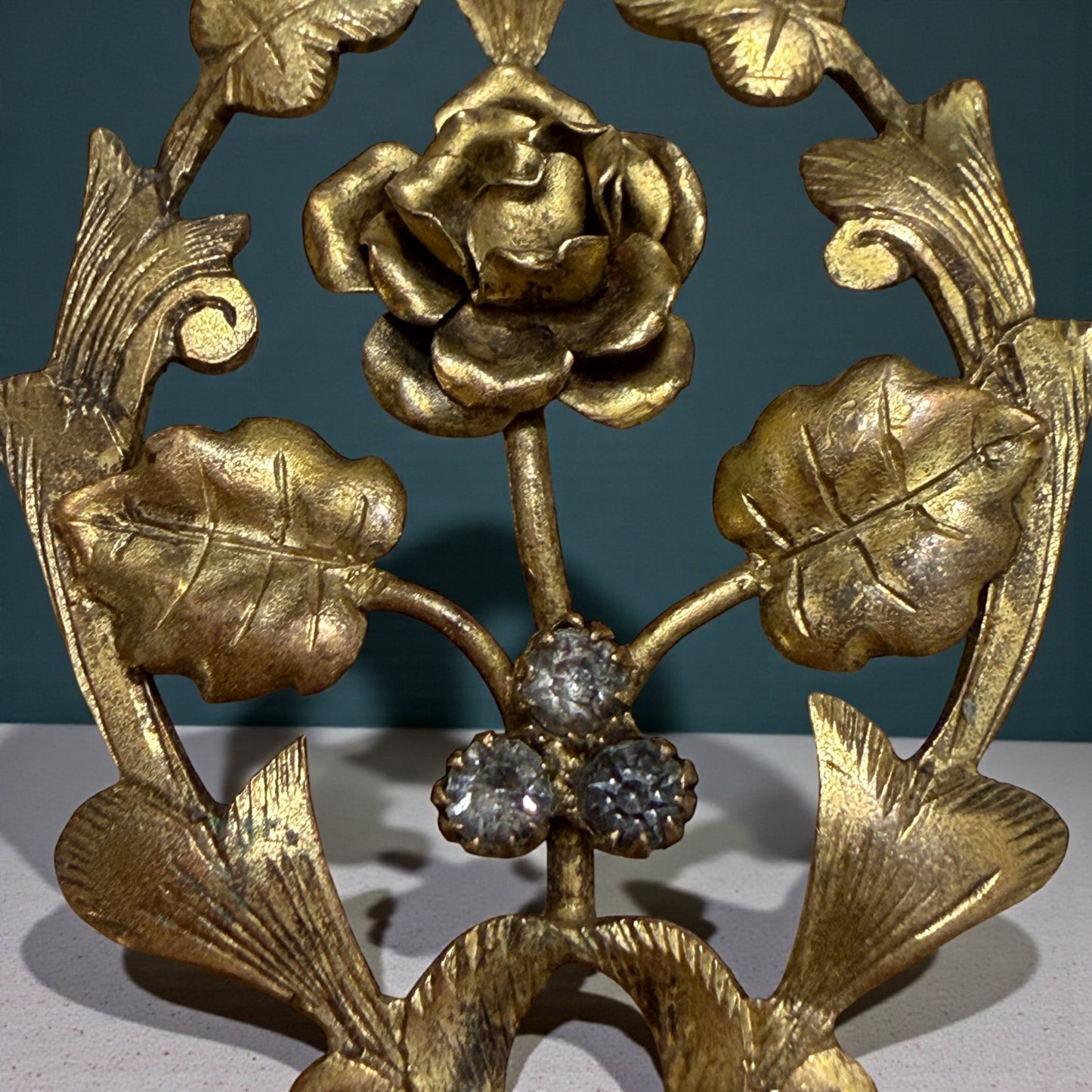 Pendente gioiello antico tardo ‘800 con rosa e vetri tagliati a brillante, prob princisbecco