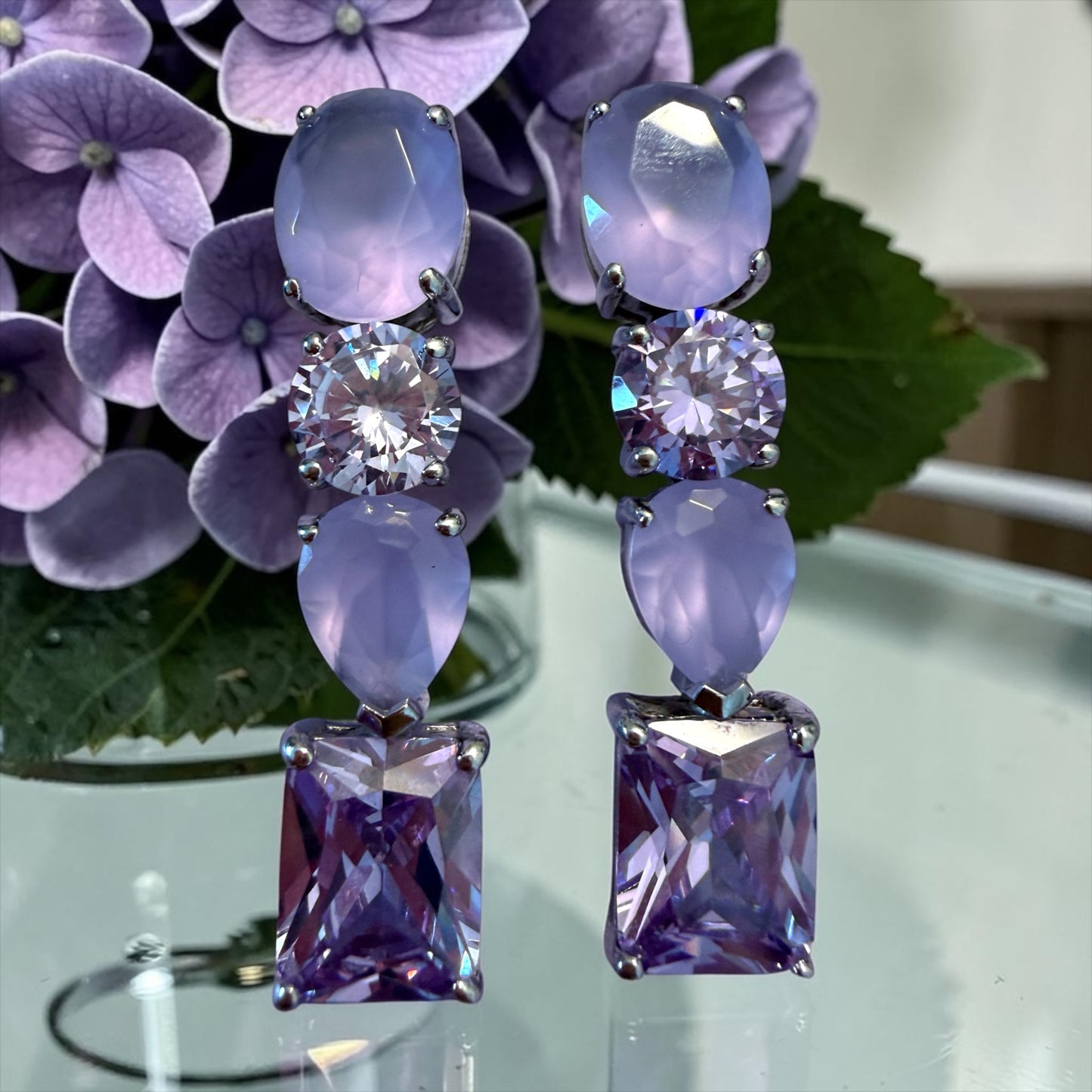 Orecchini in argento 925 e zirconi toni Lavanda, Ottaviani gioielli