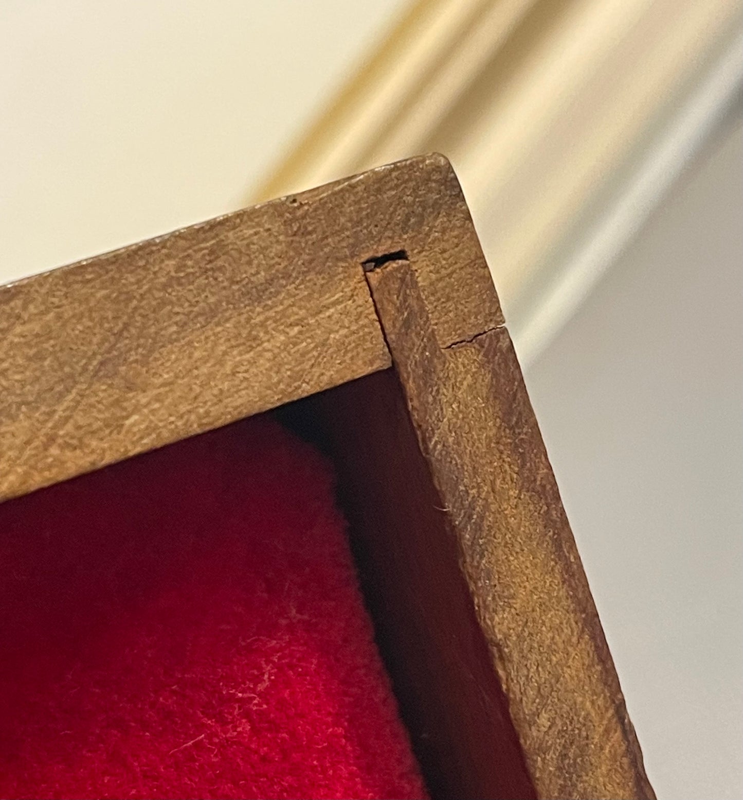 Cofanetto scatola portagioie di Sorrento con rondini, serratura e chiave