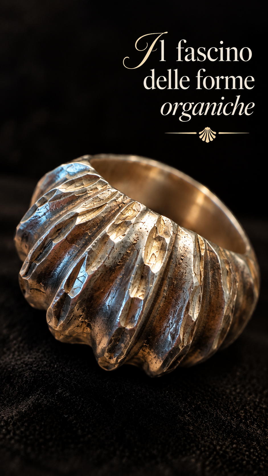 Anello in argento modernista a guisa di conchiglia