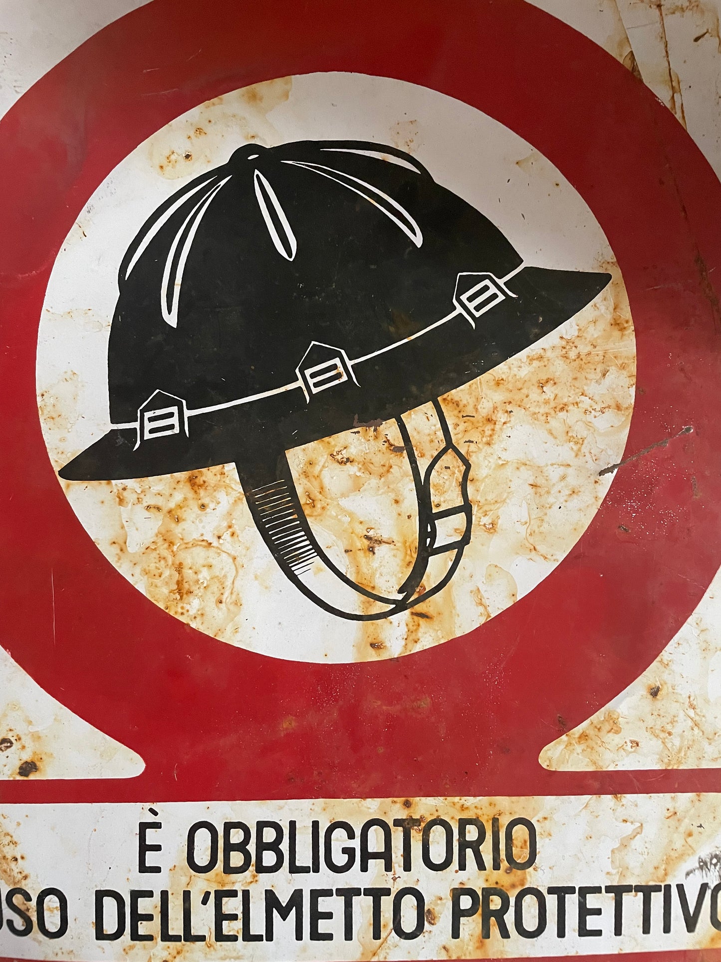 Cartello design industriale originale anni ‘60, obbligo elmetto