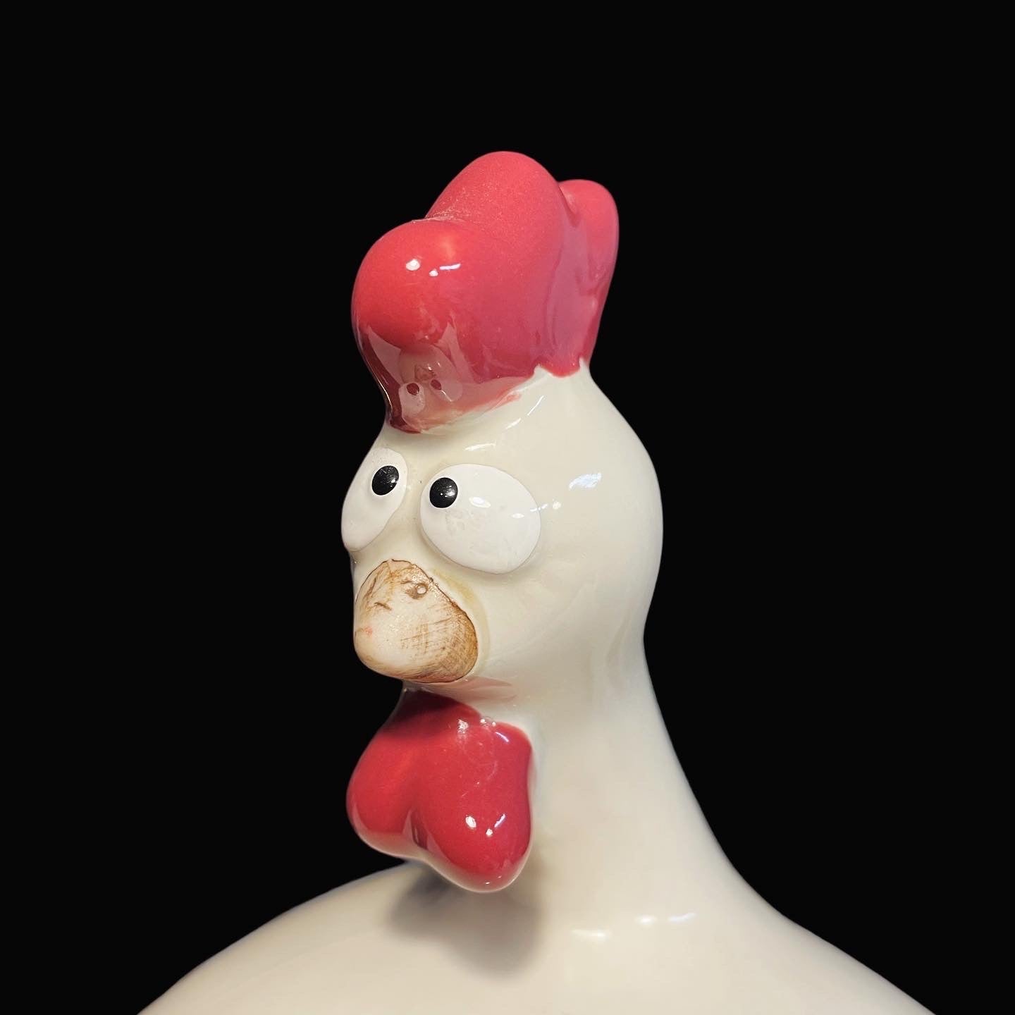 Provencal chicken ceramics