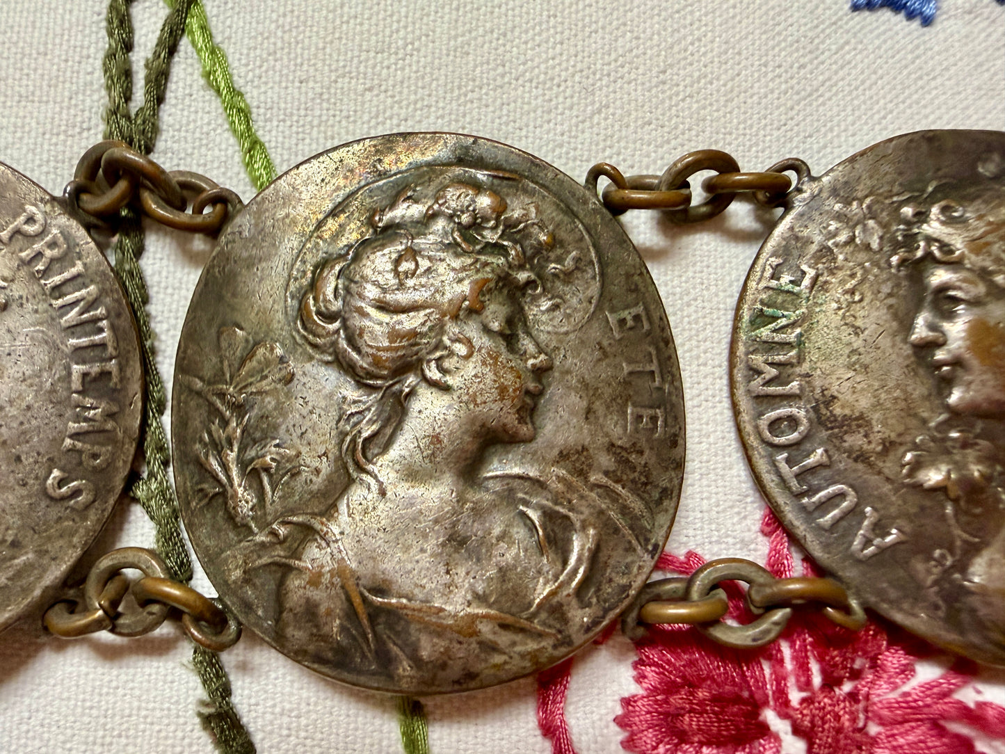 Bracciale allegorico quattro stagioni Art Nouveau, fine ‘800 primo ‘900