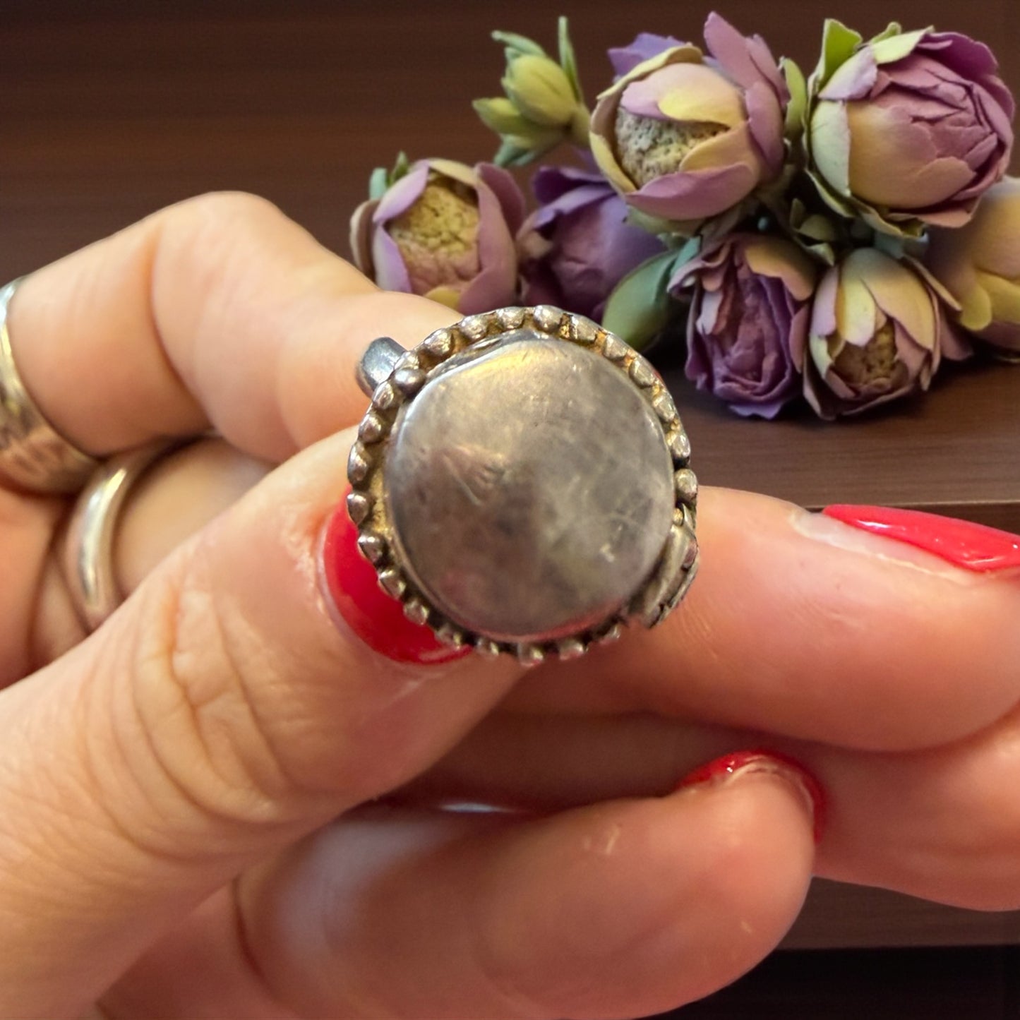 Anello devozionale con scomparto segreto da reliquia, primo ‘900 in argento 825