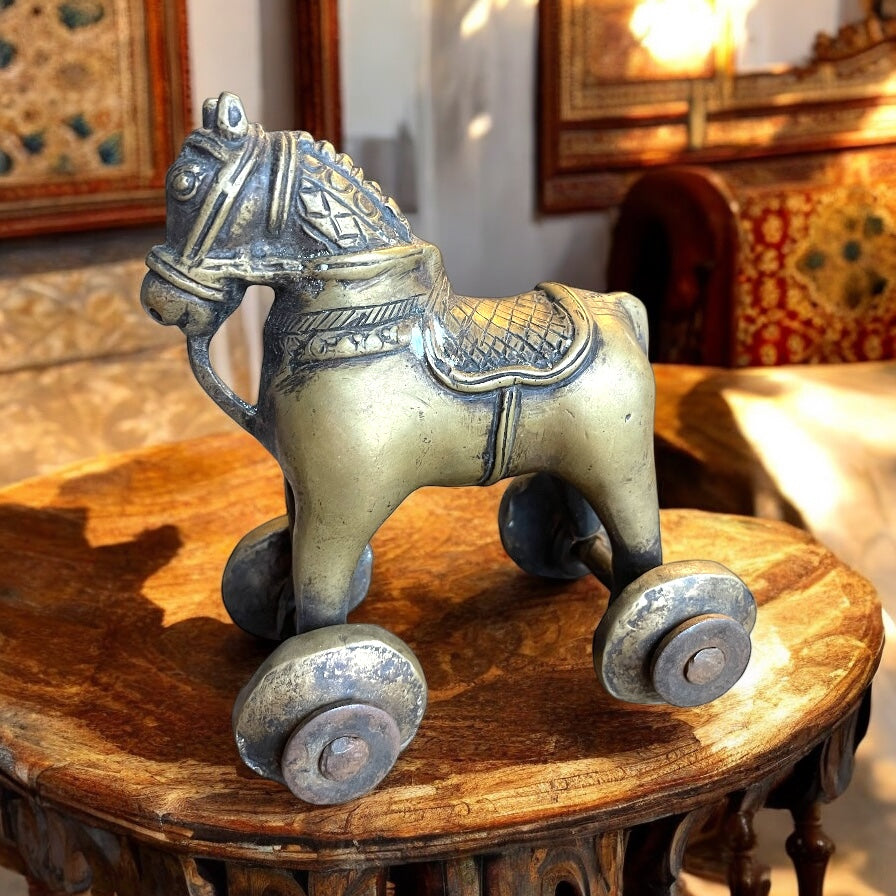 Cavallo del tempio, India, primo ‘900, bronzo.