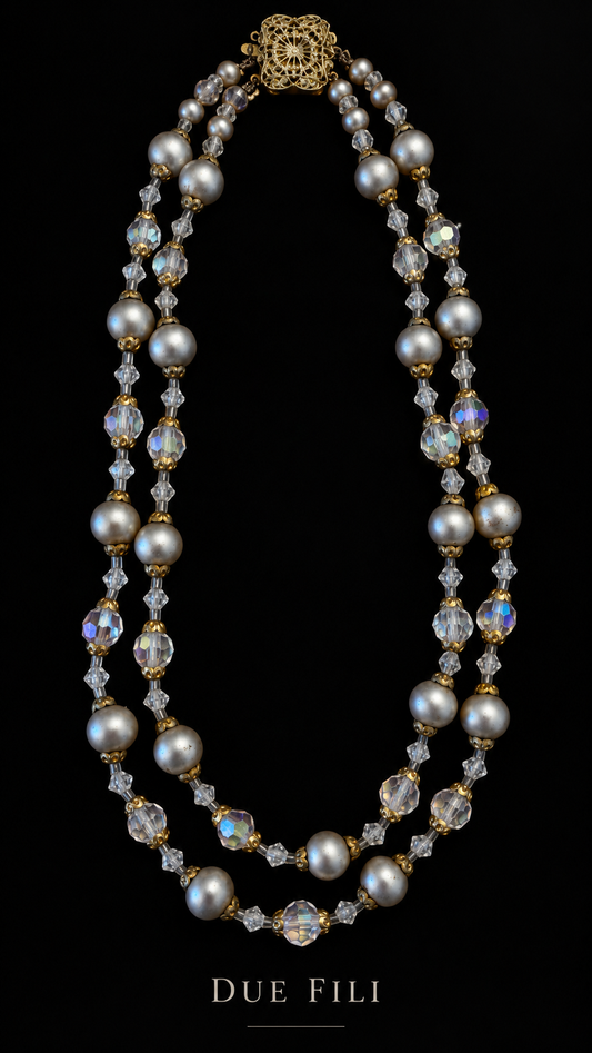 Collana gioiello a due fili con alternanza di perle e elementi in vetro sfaccettato Aurora Borealis