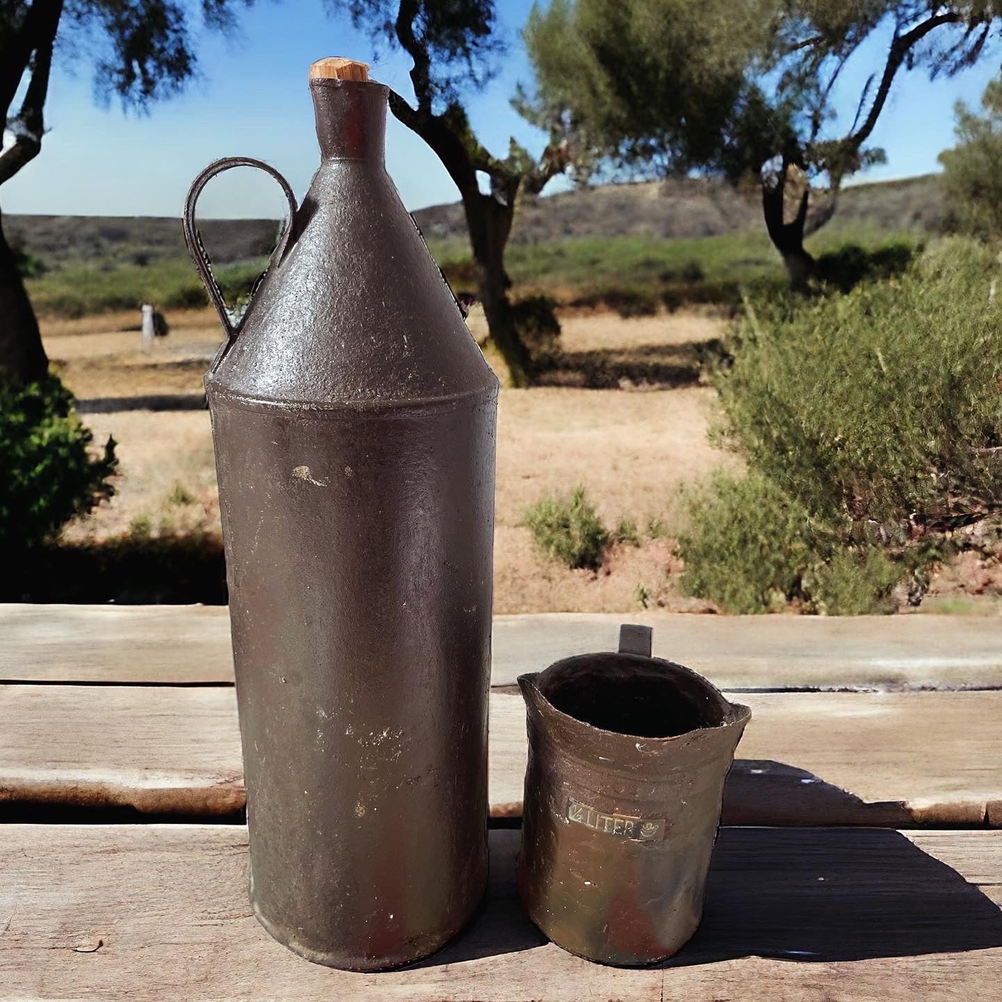 Oil bottle and half-liter measure