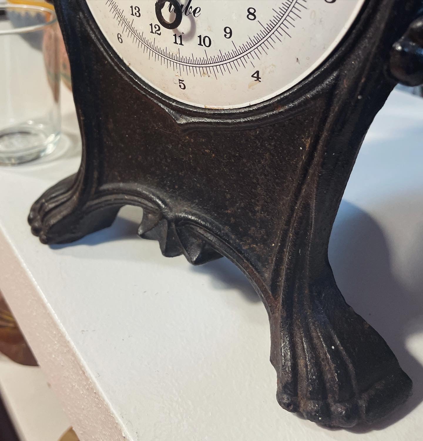 Vintage kitchen scale