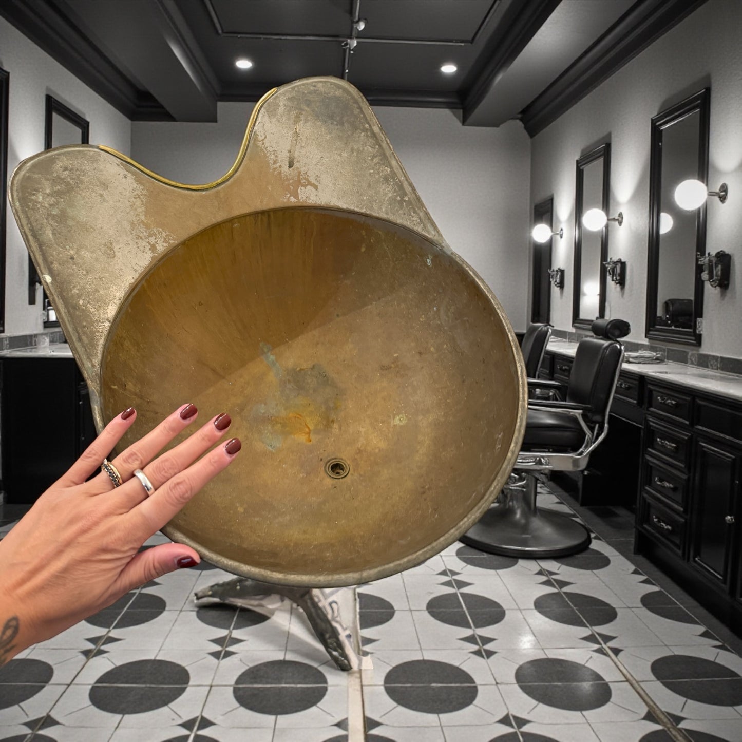 Antico lavatesta pezzo unico da salone barbiere d’epoca francese, anni ‘20 - ‘30