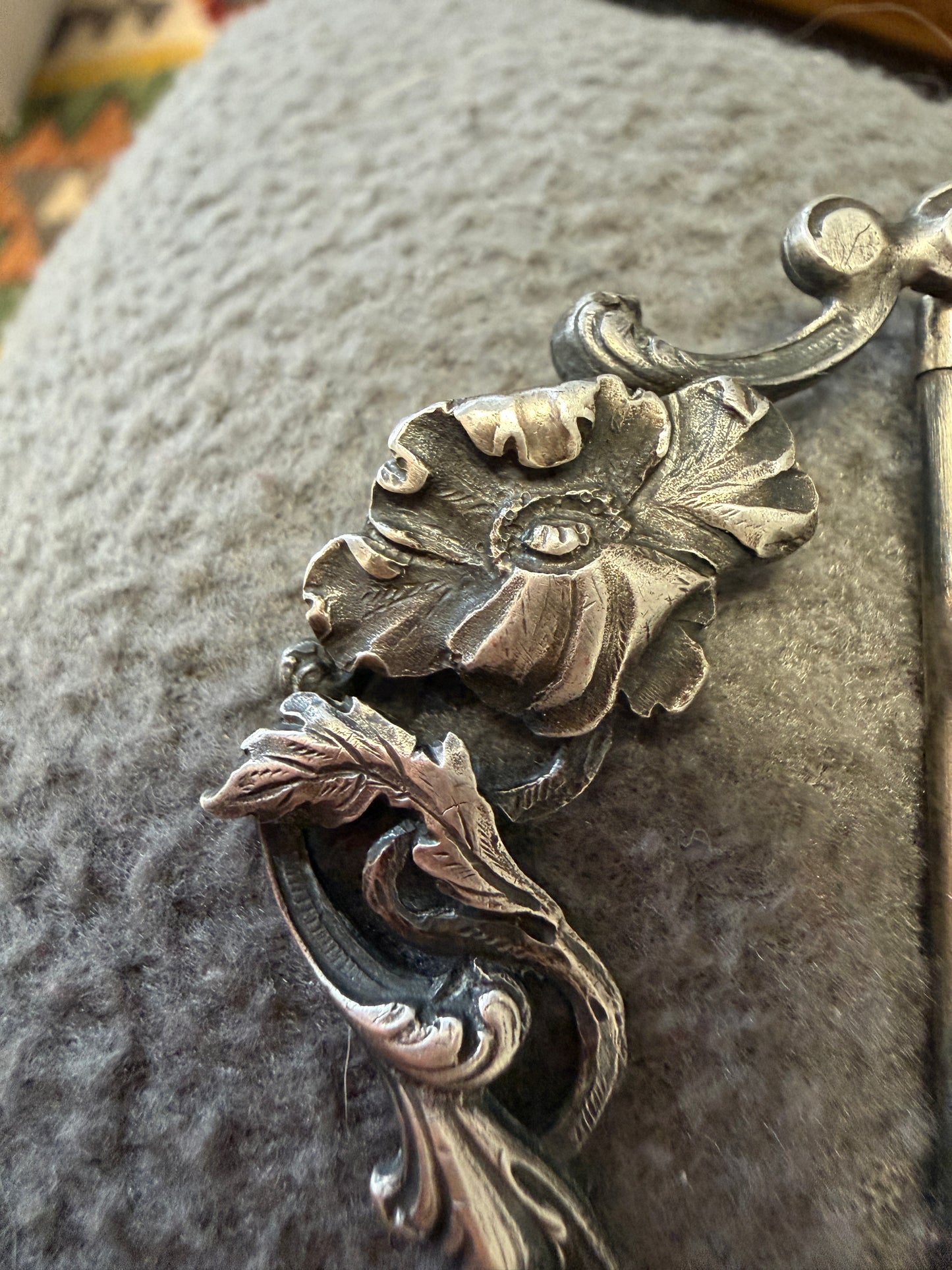 Fibbia esclusiva Art Nouveau in argento massiccio francese, pezzo raro