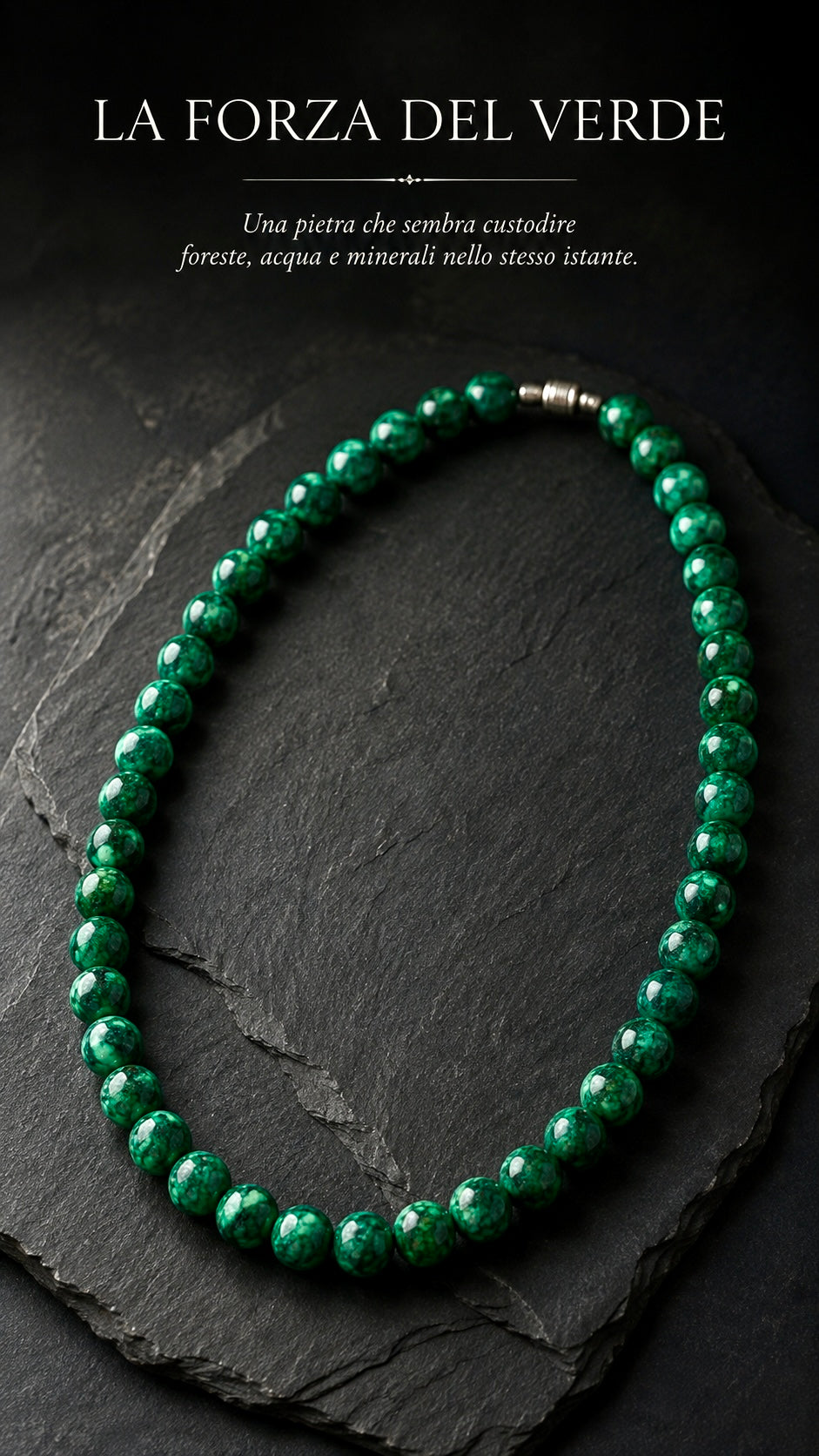 Splendida collana in autentiche perle di crisocolla verde con chiusura a vite a scomparsa
