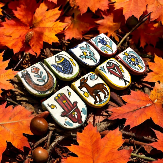 Set 8 poggia coltelli ceramica dipinta francese vintage