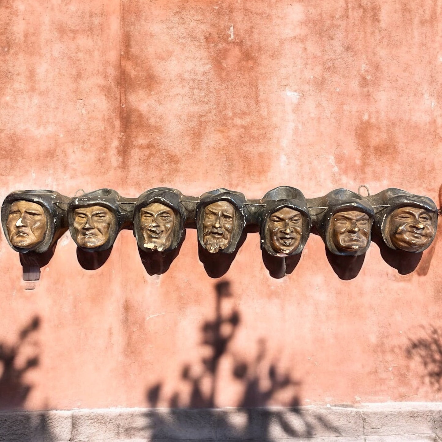 Porta pipe in gesso I peccati capitali anni ‘20