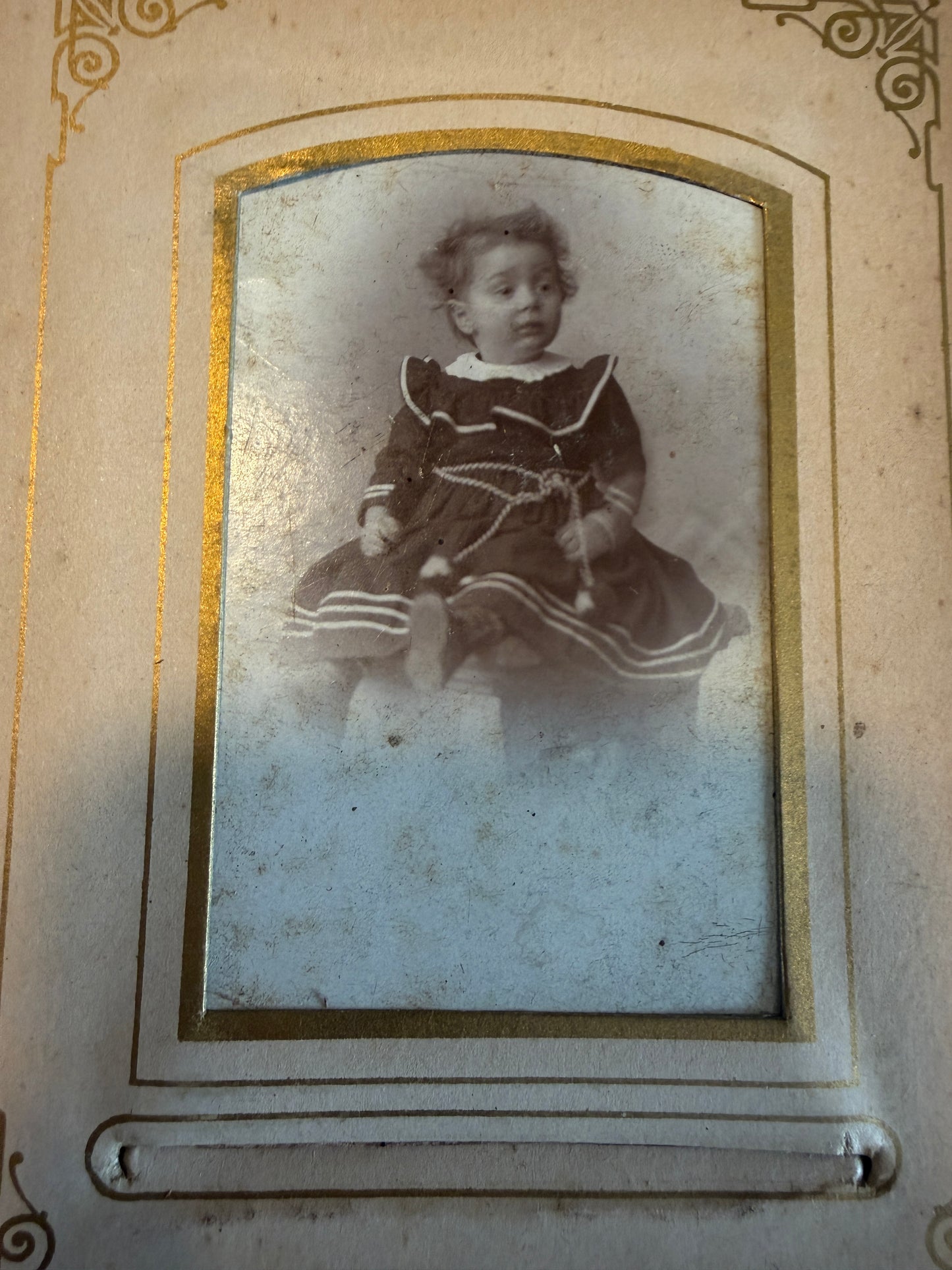 Antico album fine ‘800 completo con 24 foto d’epoca 1890-1915 + 7 sciolte