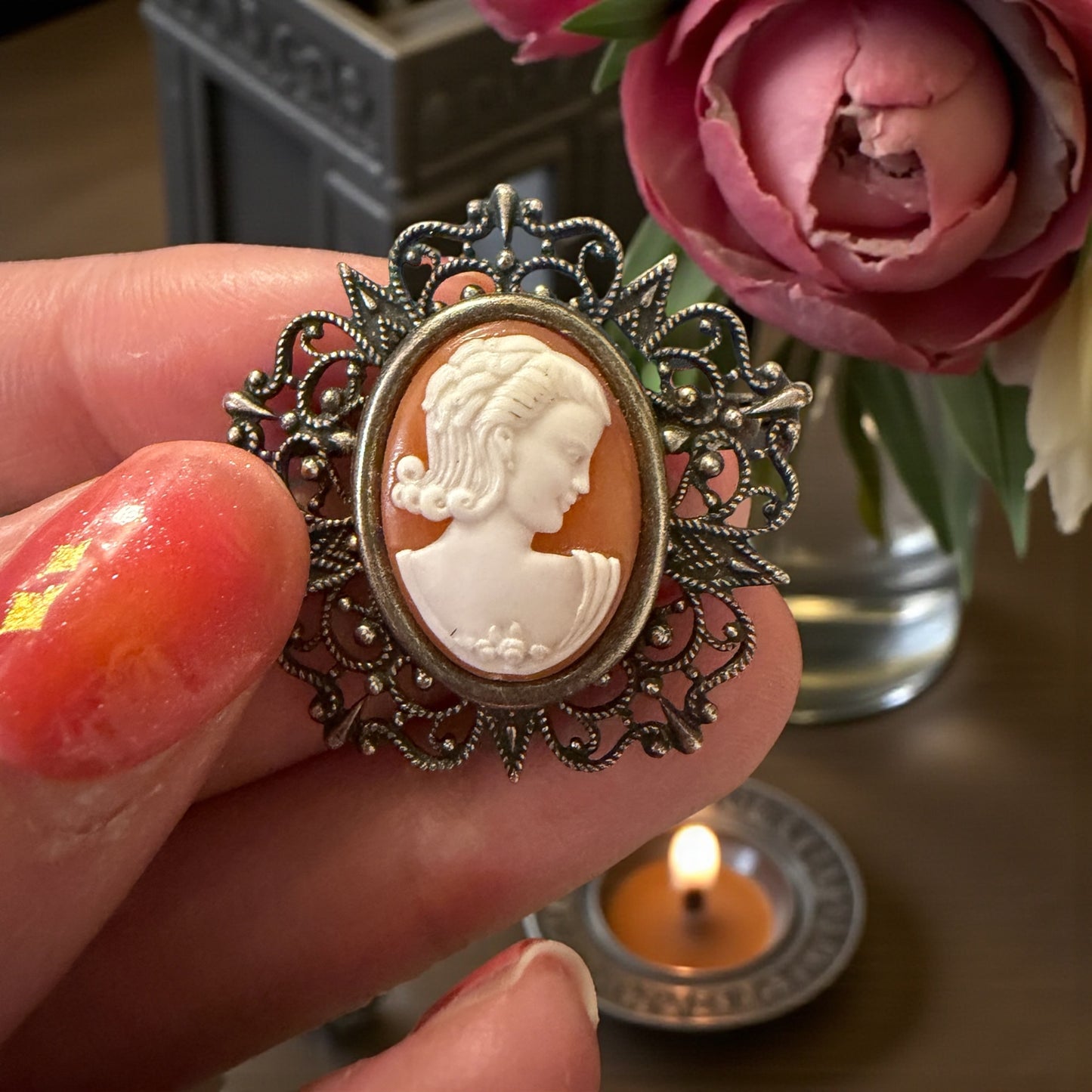 Spilla da collo broche du cou cammeo e filigrana d’argento, primi decenni ‘900