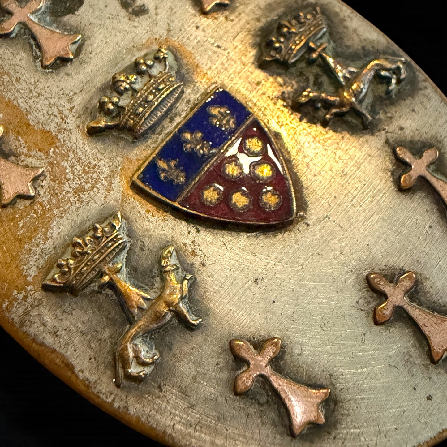 Gioiello antico anni ‘30, pendente con specchio a scorrimento nobiliare Bretone