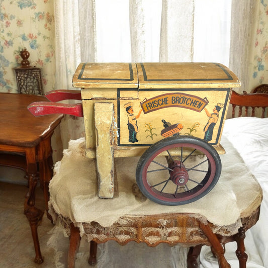 Carretto giocattolo per panini freschi, legno dipinto, grande modello anni ‘40