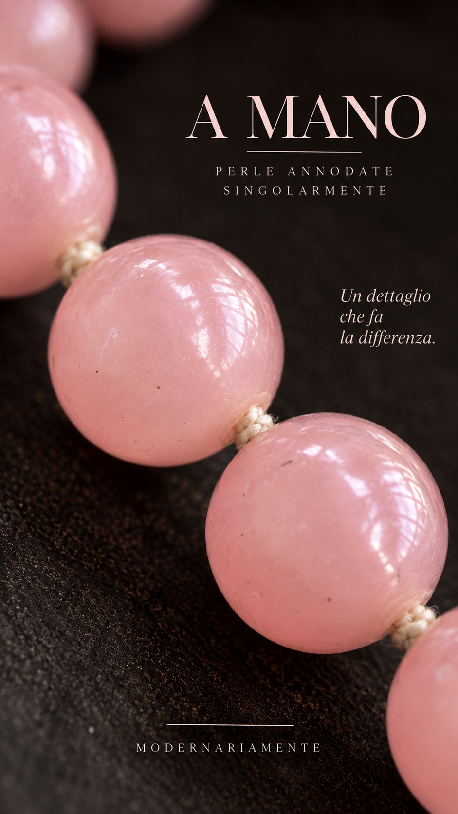 Collana 58 cm perle di pasta di vetro annodate a mano con chiusura gioiello a conchiglia