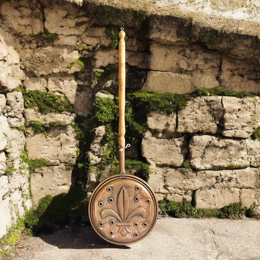 Copper priest warmer with handle