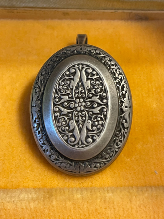 Gioiello fine ‘800 ciondolo - spilla, doppia funzione, argento tit. 800 punzonato