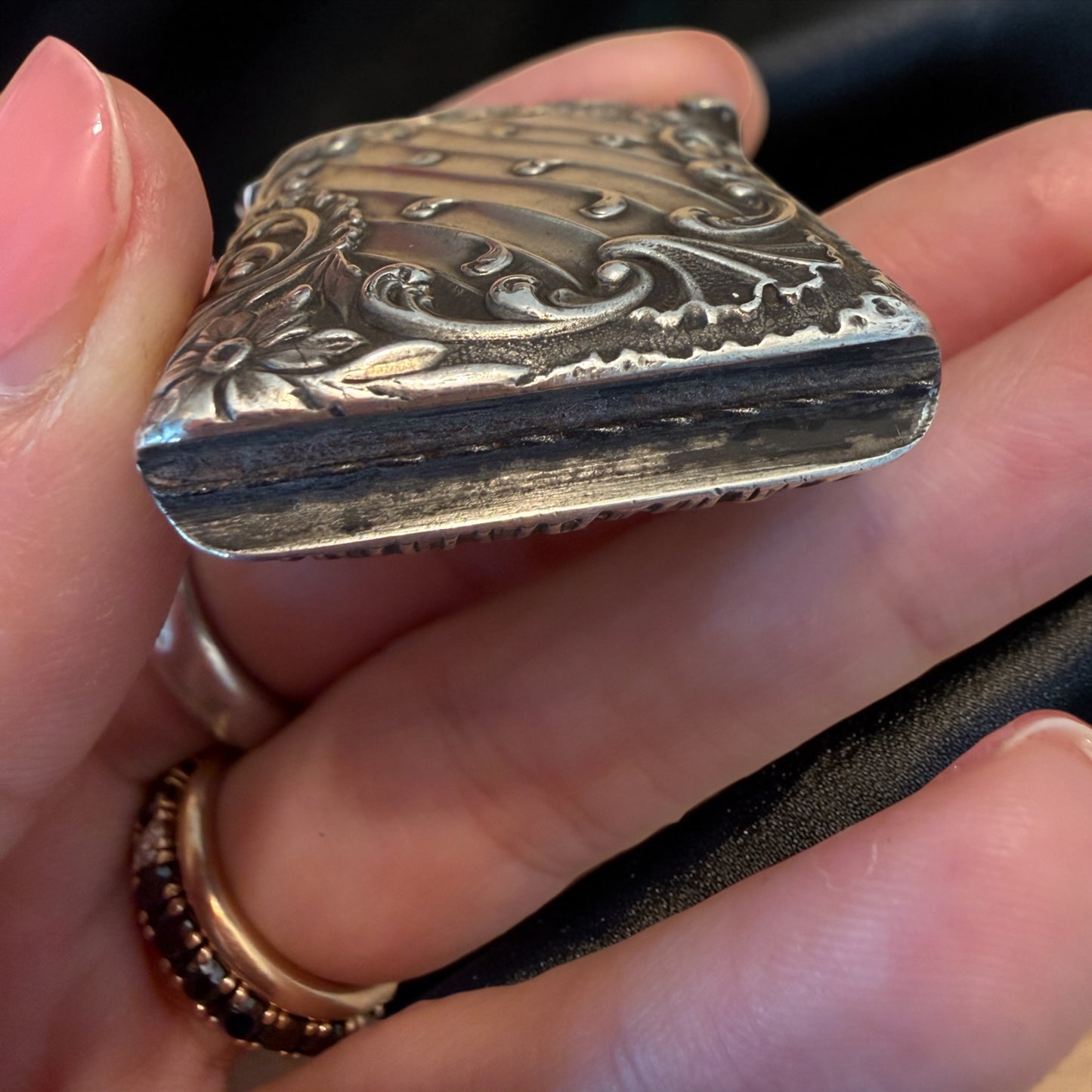 Vesta case in argento massiccio francese, cesello finissimo liberty fine ‘800