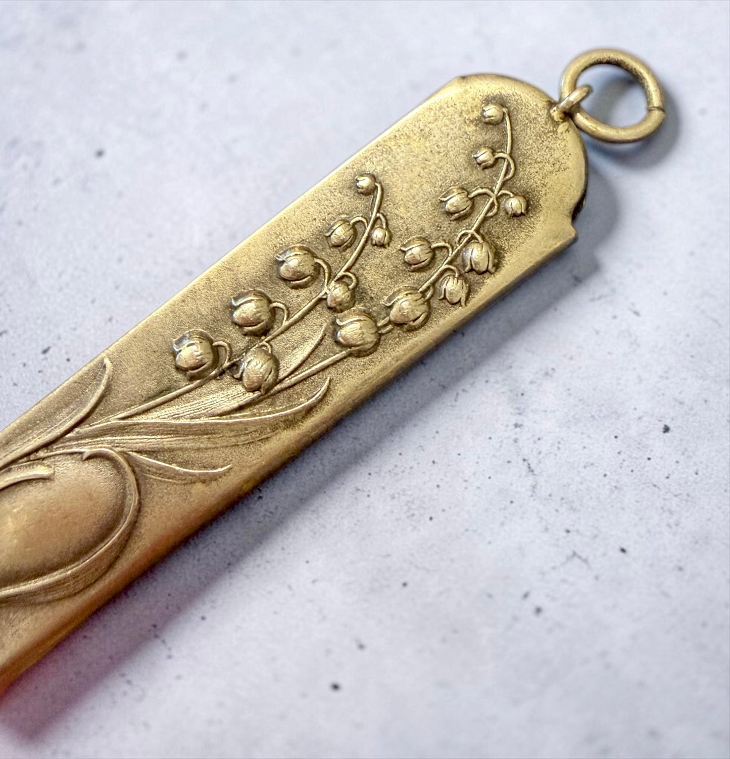 Antico pettine argentato da châtelaine, Art Nouveau, primo ‘900