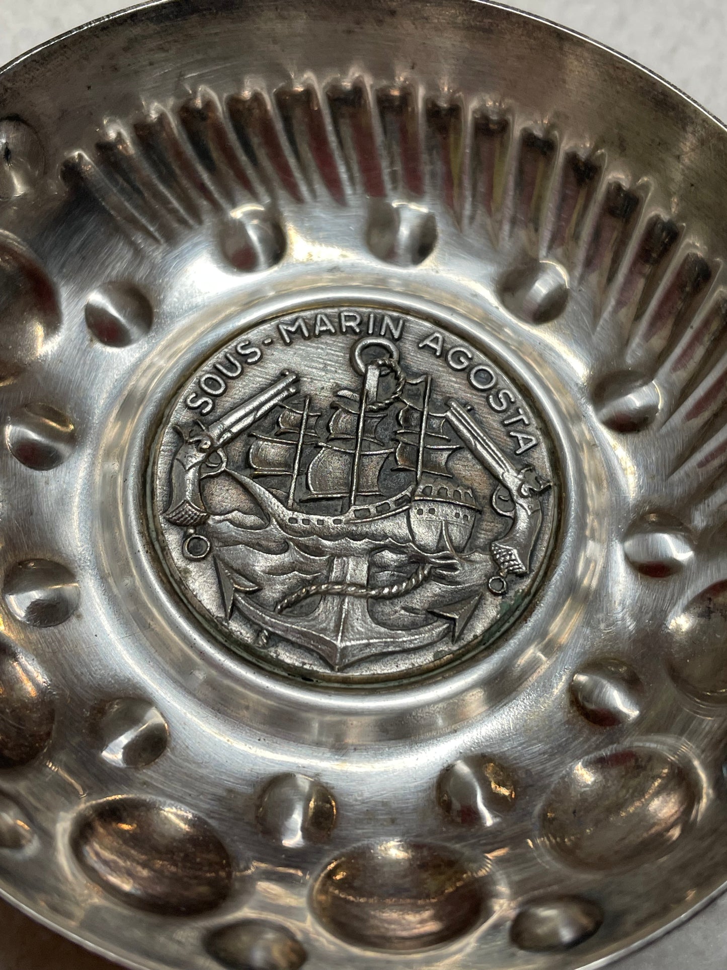 Coppia taste-vin francesi commemorativi del varo del sottomarino Agosta