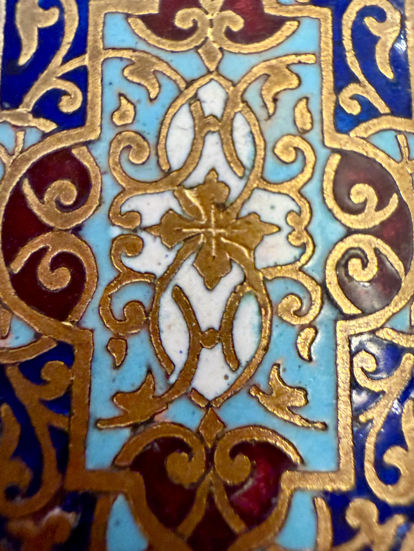 Antico Vesta Case in smalti cloisonné di gusto orientalista, Francia fine ‘800