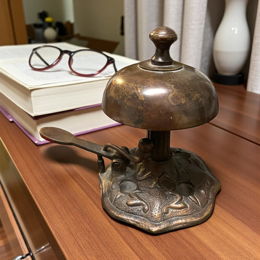 Antico campanello liberty da hall d’albergo