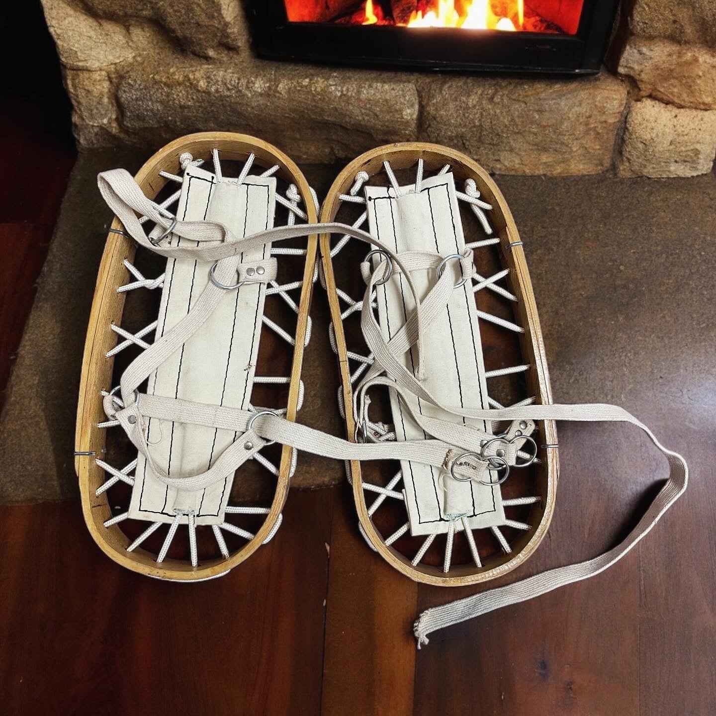 Vintage Hiverna Snowshoes