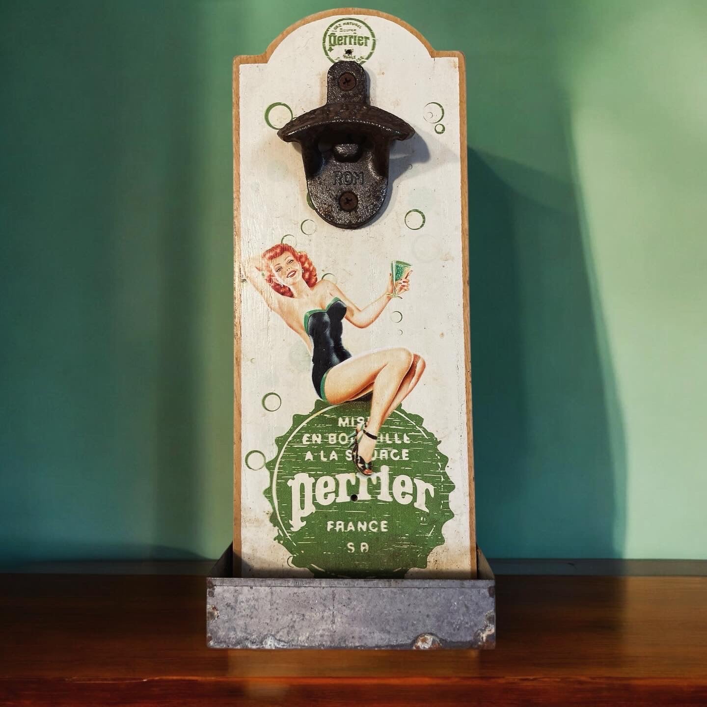 Apribottiglie da muro stile vintage acqua Perrier