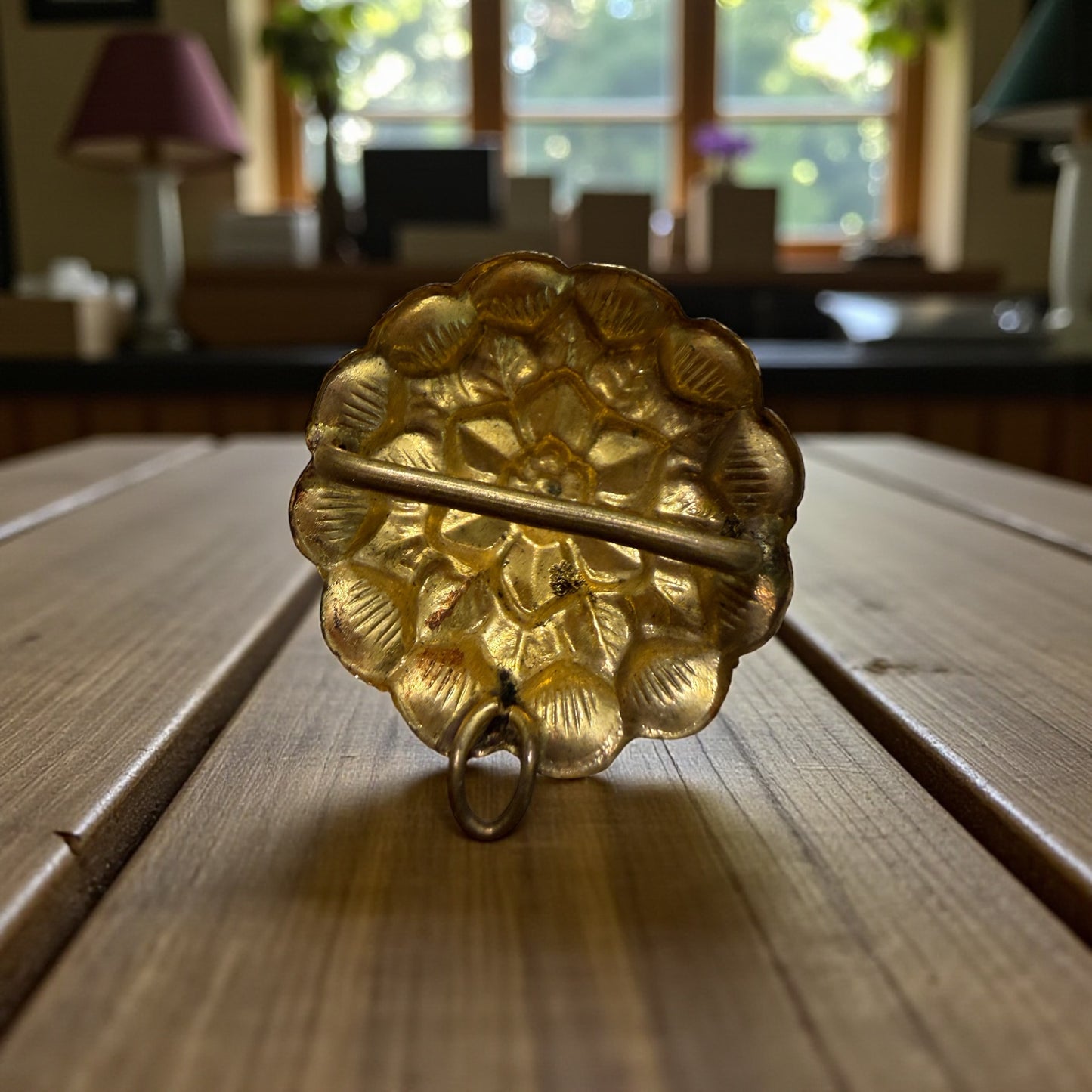 Pendente antico in princisbecco a guisa di fiore con molte corolle, utilizzabile anche come gioiello da abito, fine ‘800 - primo ‘900