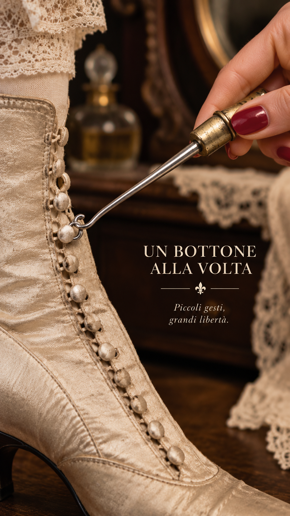 Bottom hook con astuccio personalizzato con stemmi e toponimi Entraygues, belle époque