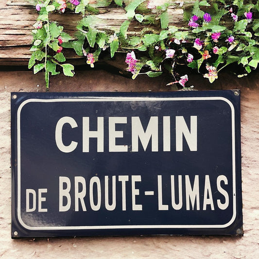 Chemin Street Plaque