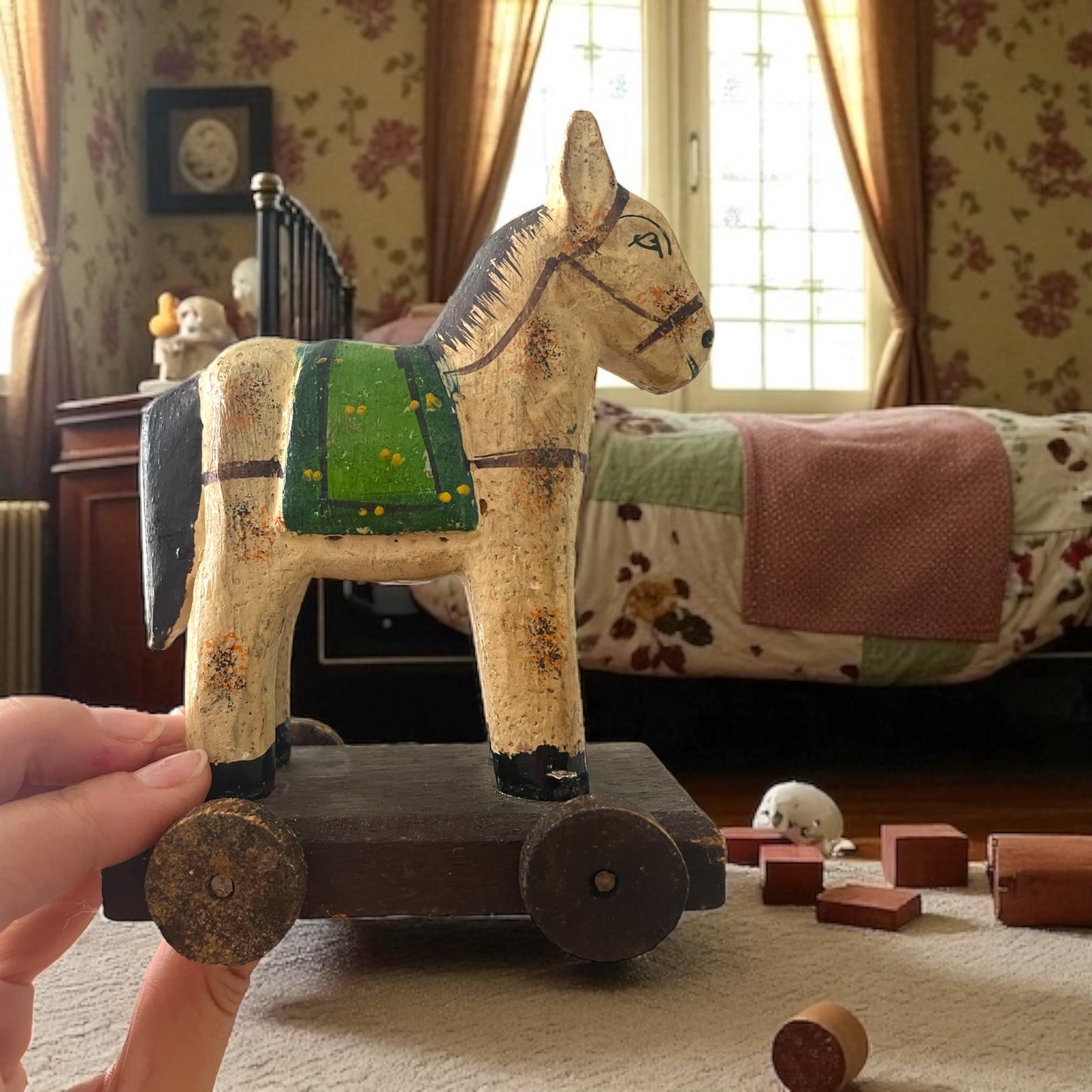 Cavallino in legno giocattolo vintage