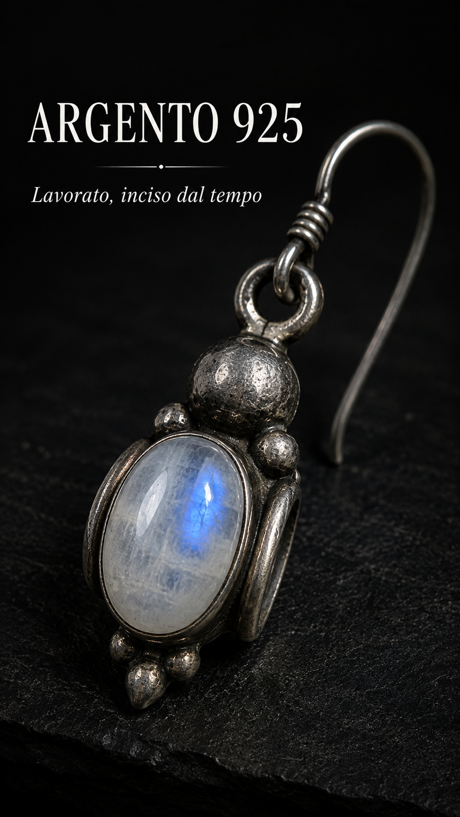 Orecchini gioiello in argento 925 a monachella con piccole adularie, pietre di luna